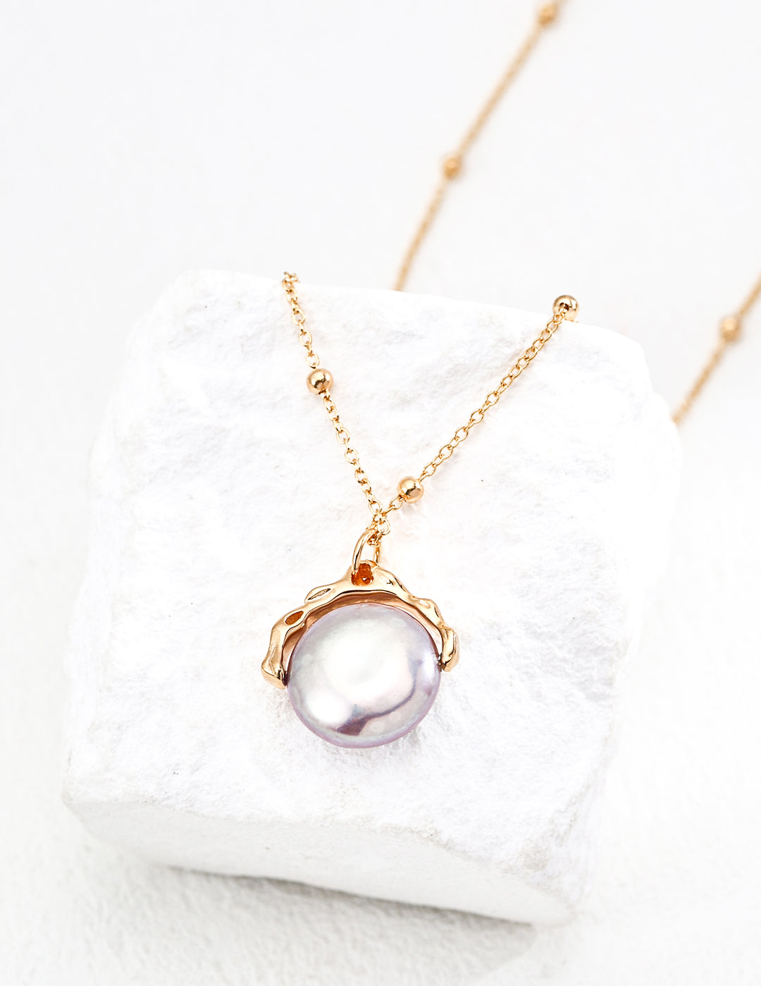 Sleek Drop Natural Pearl Necklace