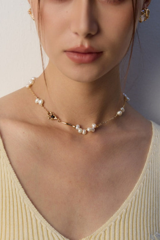 Irregular Pearl & Black Agate Necklace