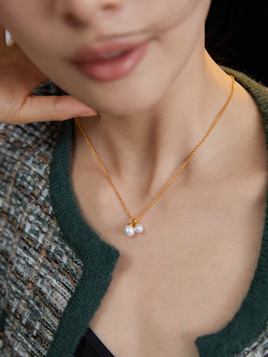 Luminous Double Pearl Collarbone Necklace
