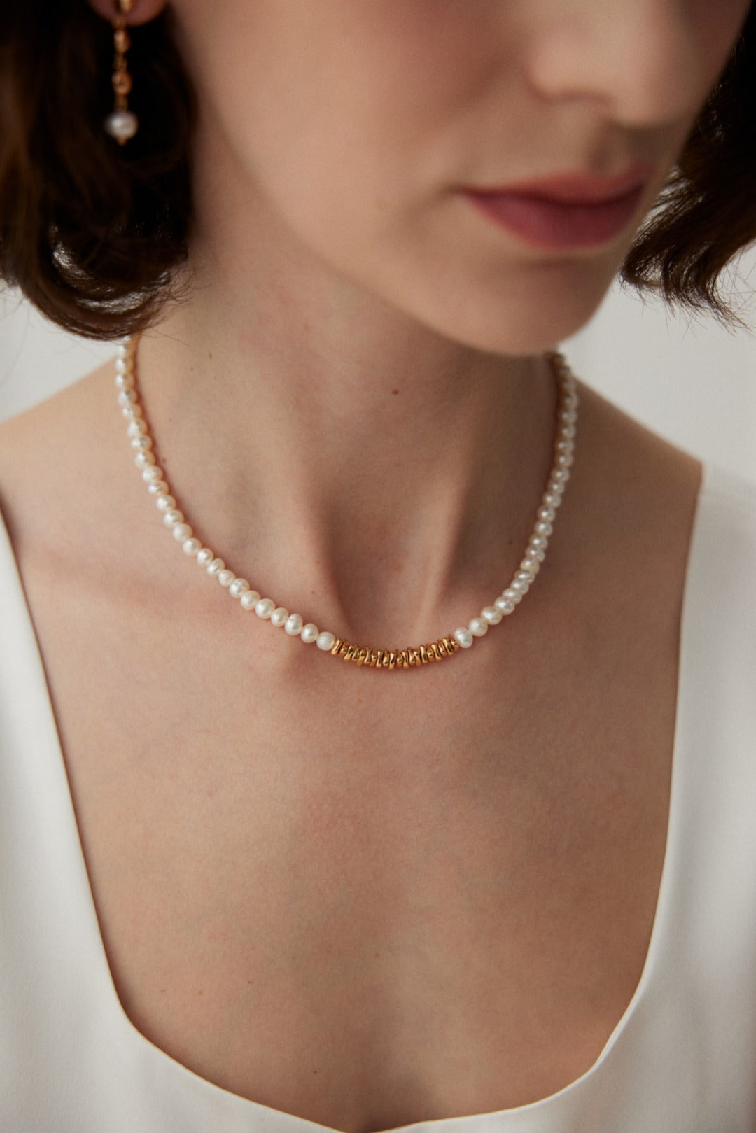 Crushed Silver & Pearl Choker Necklace
