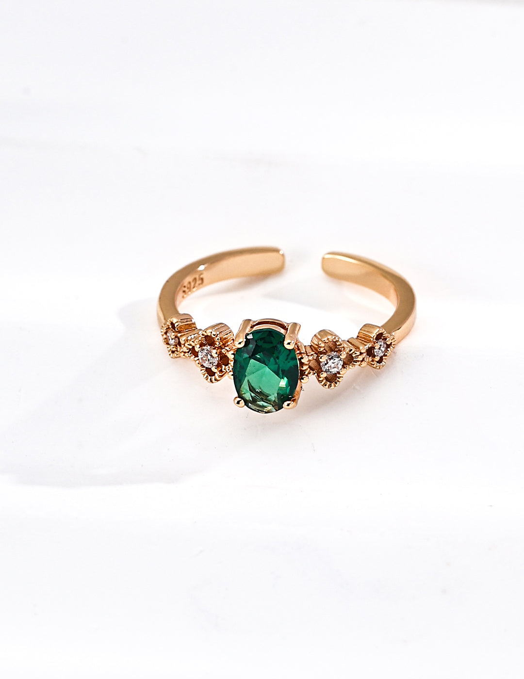 Palace Clover Zircon Ring