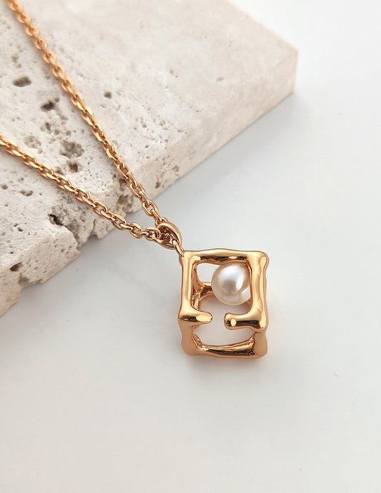 Geometric Square Pearl Necklace