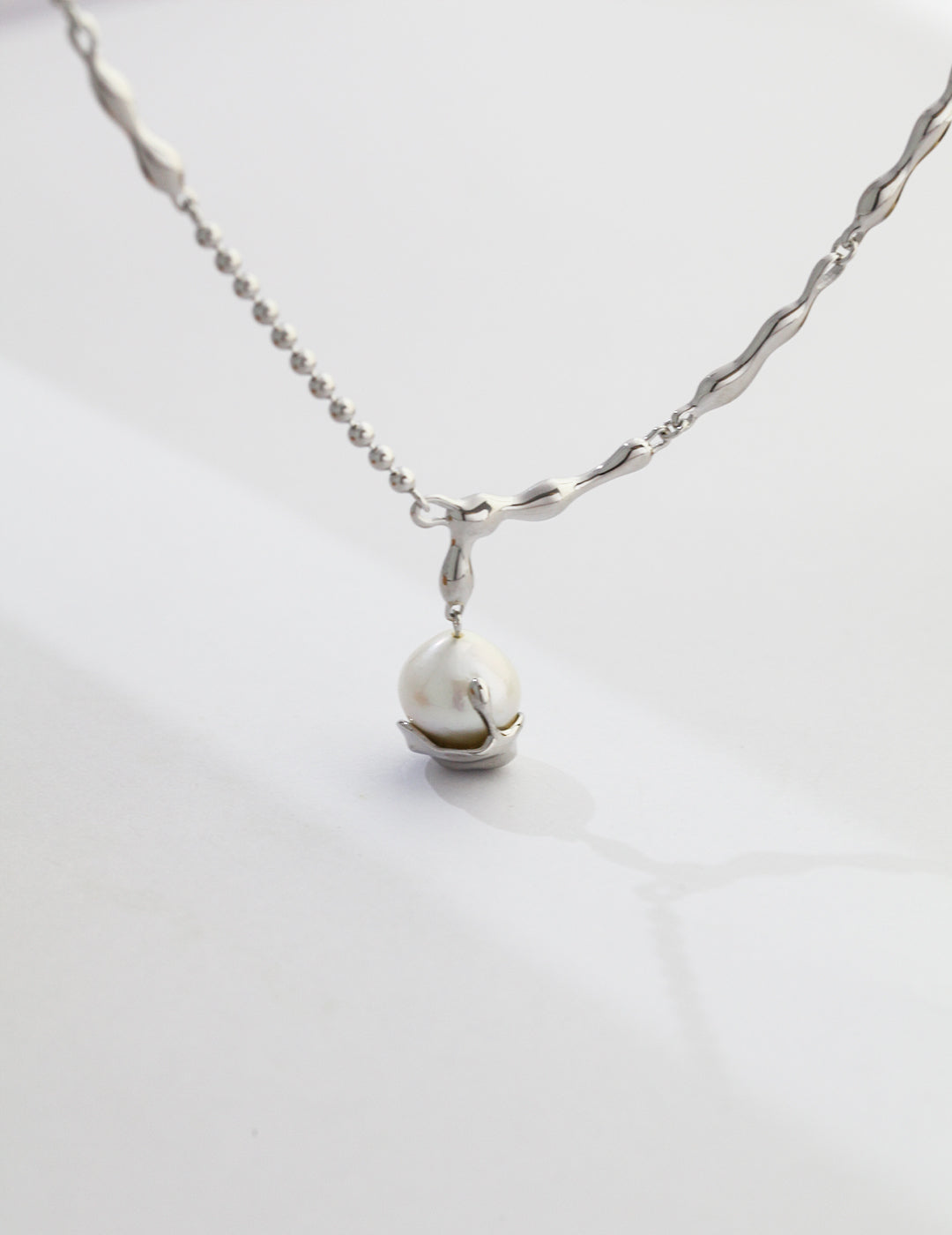 Organic Flow Baroque Pearl Necklace