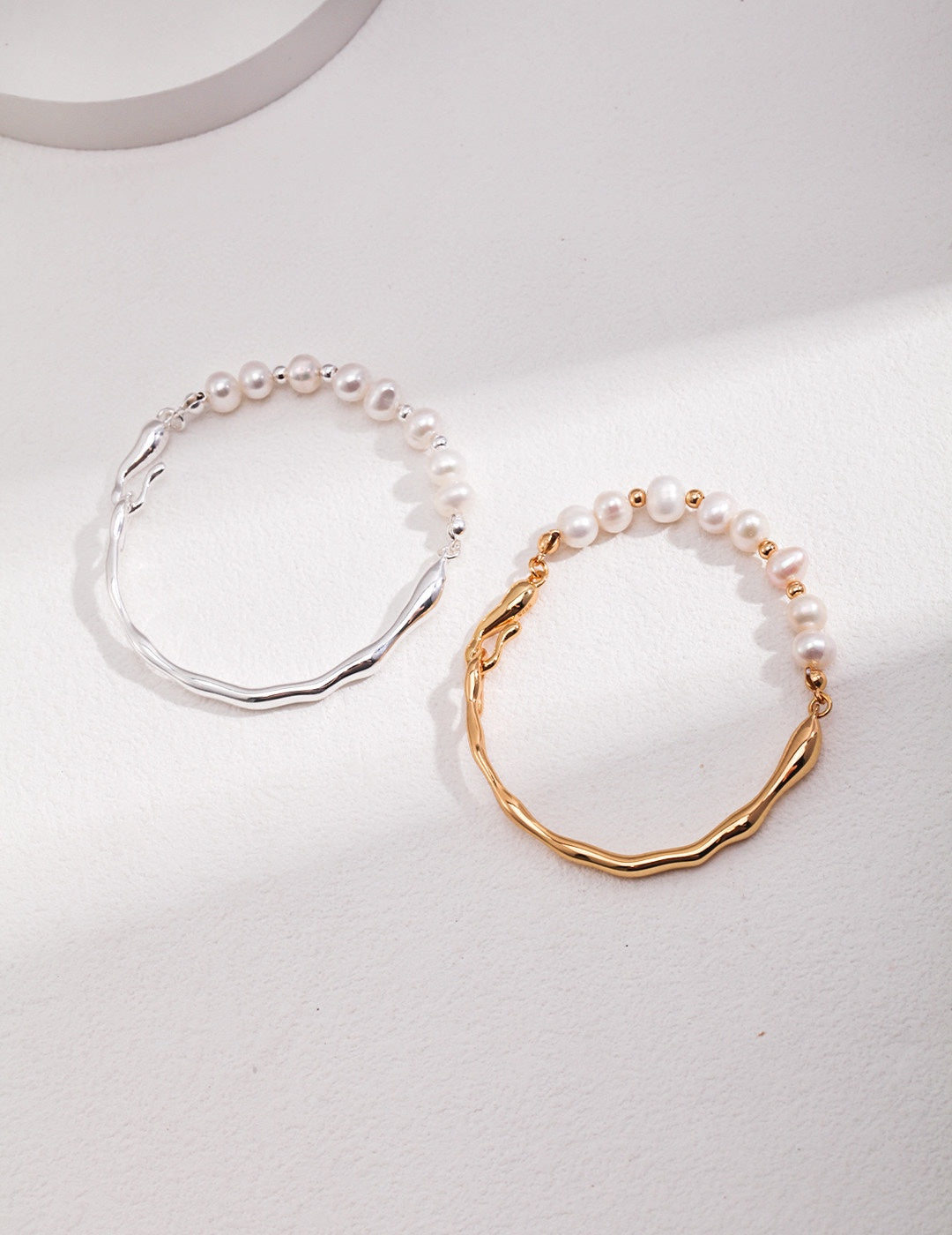 Cascade Droplet Pearl Bracelet